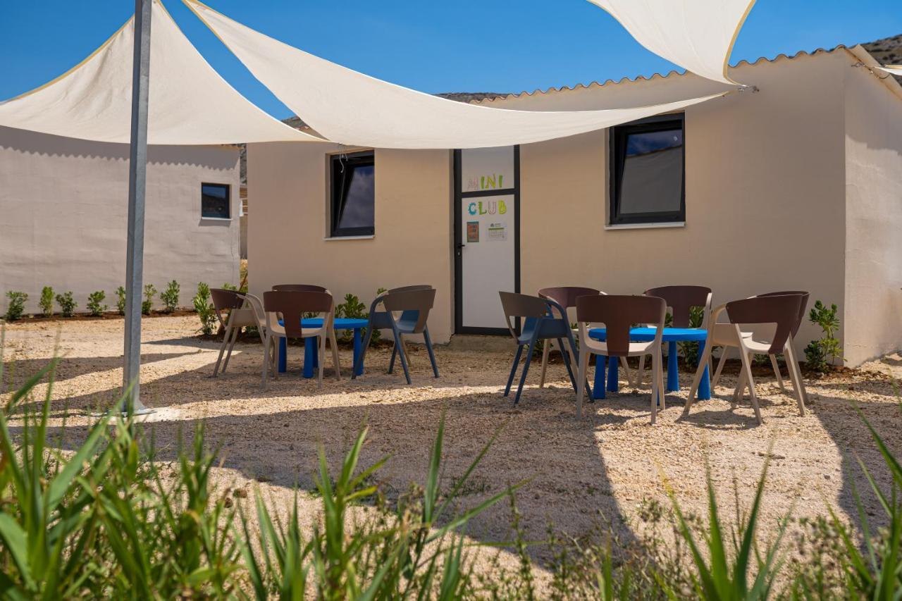 Terra Park Spiritos Hotel Kolan Exterior photo